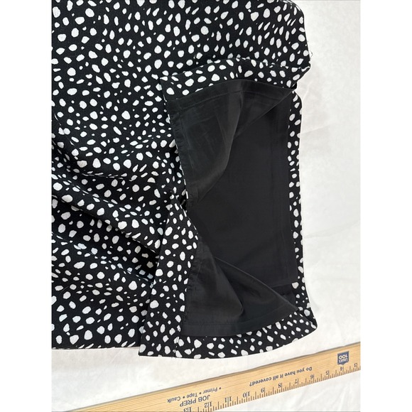 TALBOTS Womens Petite Pencil‎ Skirt Black and White Geo Sz 8P  Lined - Picture 13 of 13